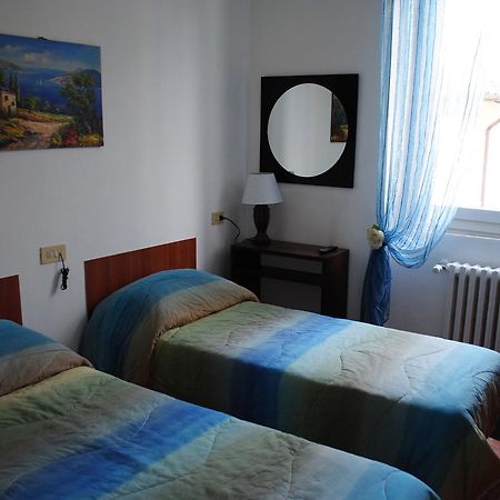 Hotel La Torretta Φολίνιο Εξωτερικό φωτογραφία