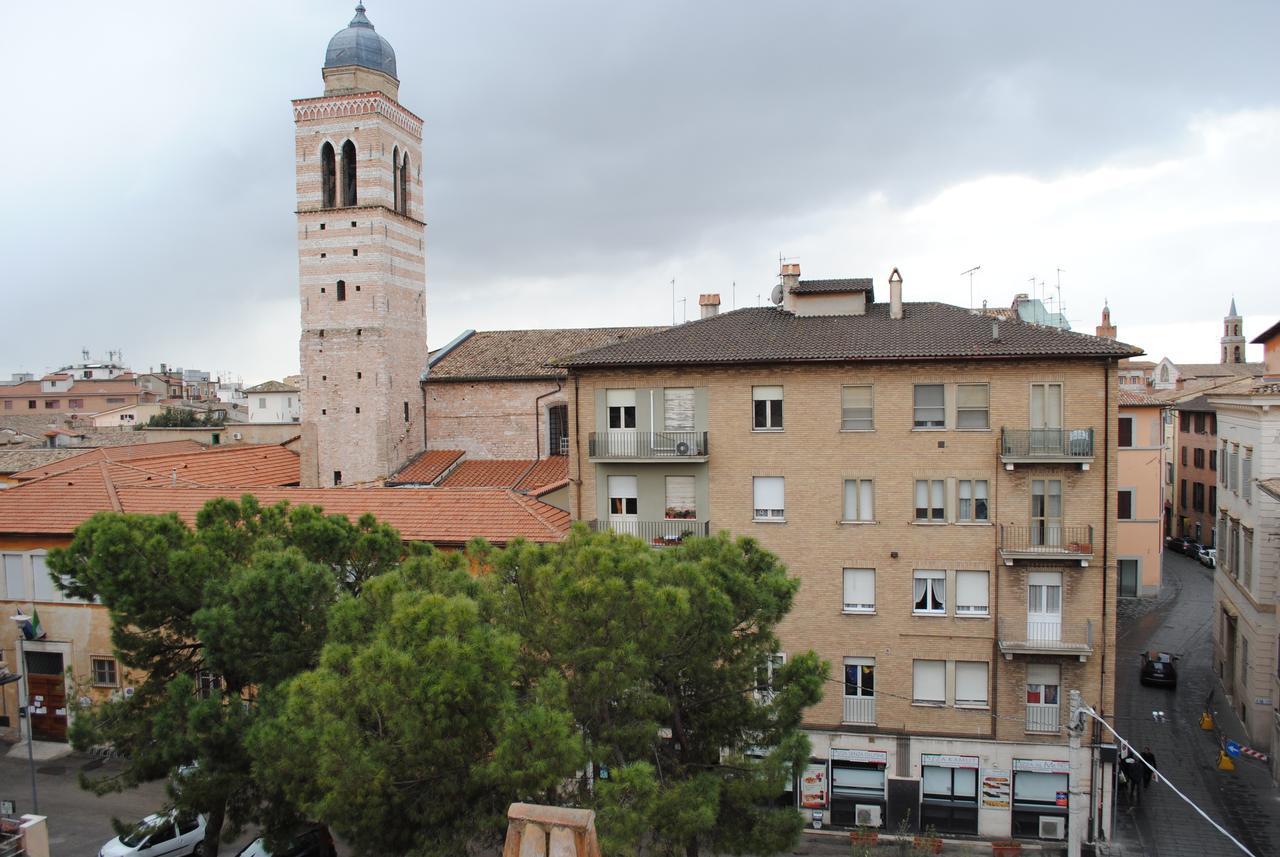 Hotel La Torretta Φολίνιο Εξωτερικό φωτογραφία